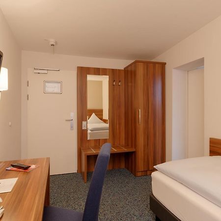 Alfa Hotel Санкт Ингберт Екстериор снимка