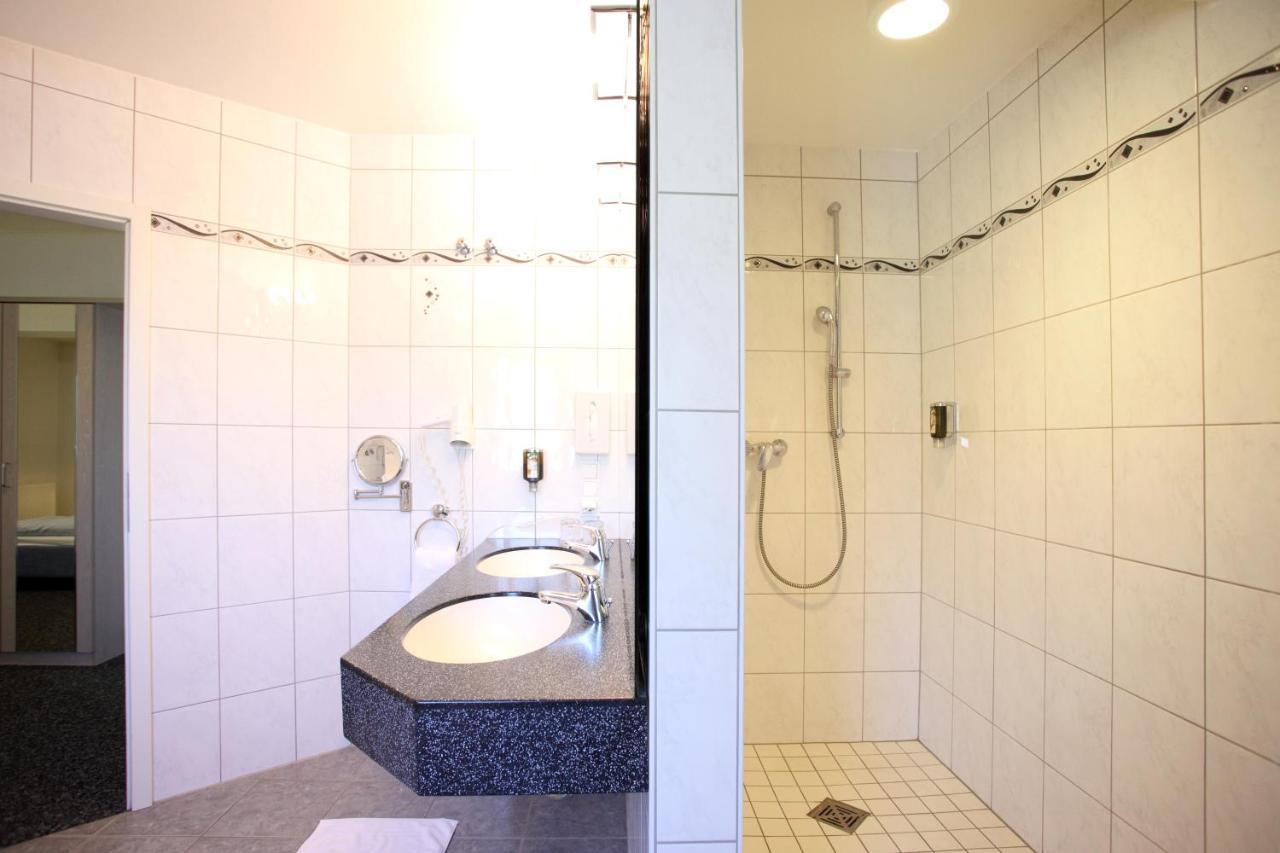 Alfa Hotel Санкт Ингберт Екстериор снимка