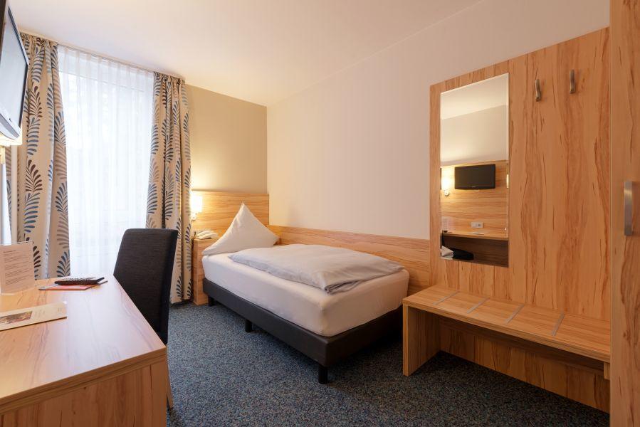 Alfa Hotel Санкт Ингберт Екстериор снимка